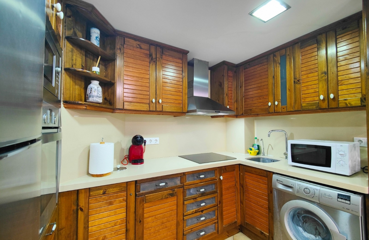 Resale - Apartment / flat - Torrevieja - La Mata