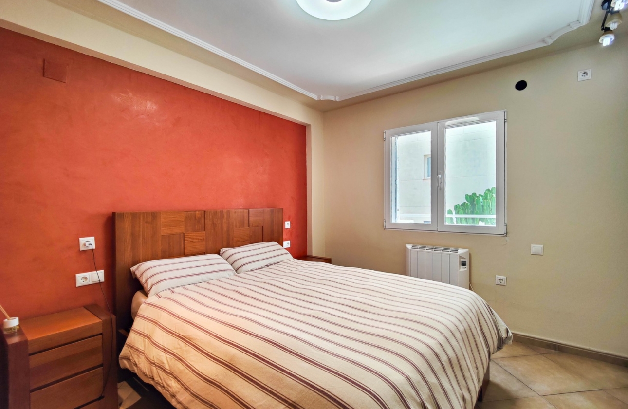 Resale - Apartment / flat - Torrevieja - La Mata