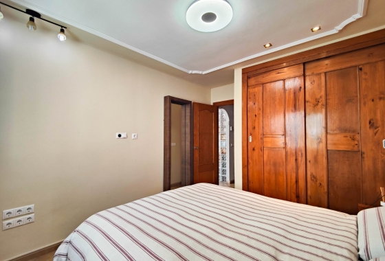 Resale - Apartment / flat - Torrevieja - La Mata