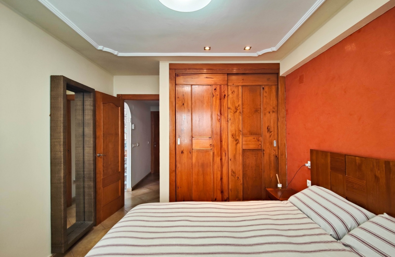 Resale - Apartment / flat - Torrevieja - La Mata