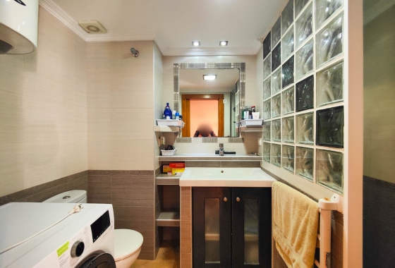 Resale - Apartment / flat - Torrevieja - La Mata