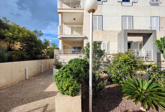 Resale - Apartment / flat - Torrevieja - La Mata