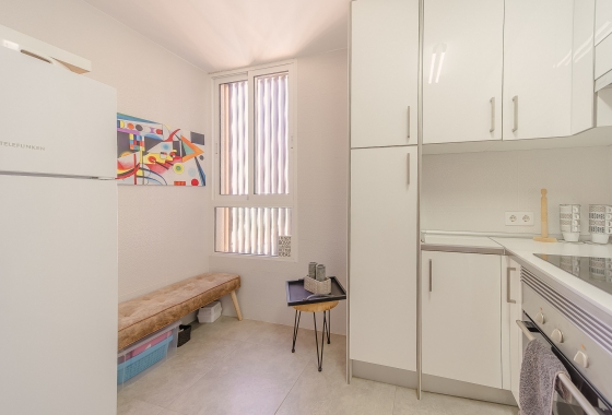 Resale - Apartment / flat - Torrevieja - Playa Del Cura
