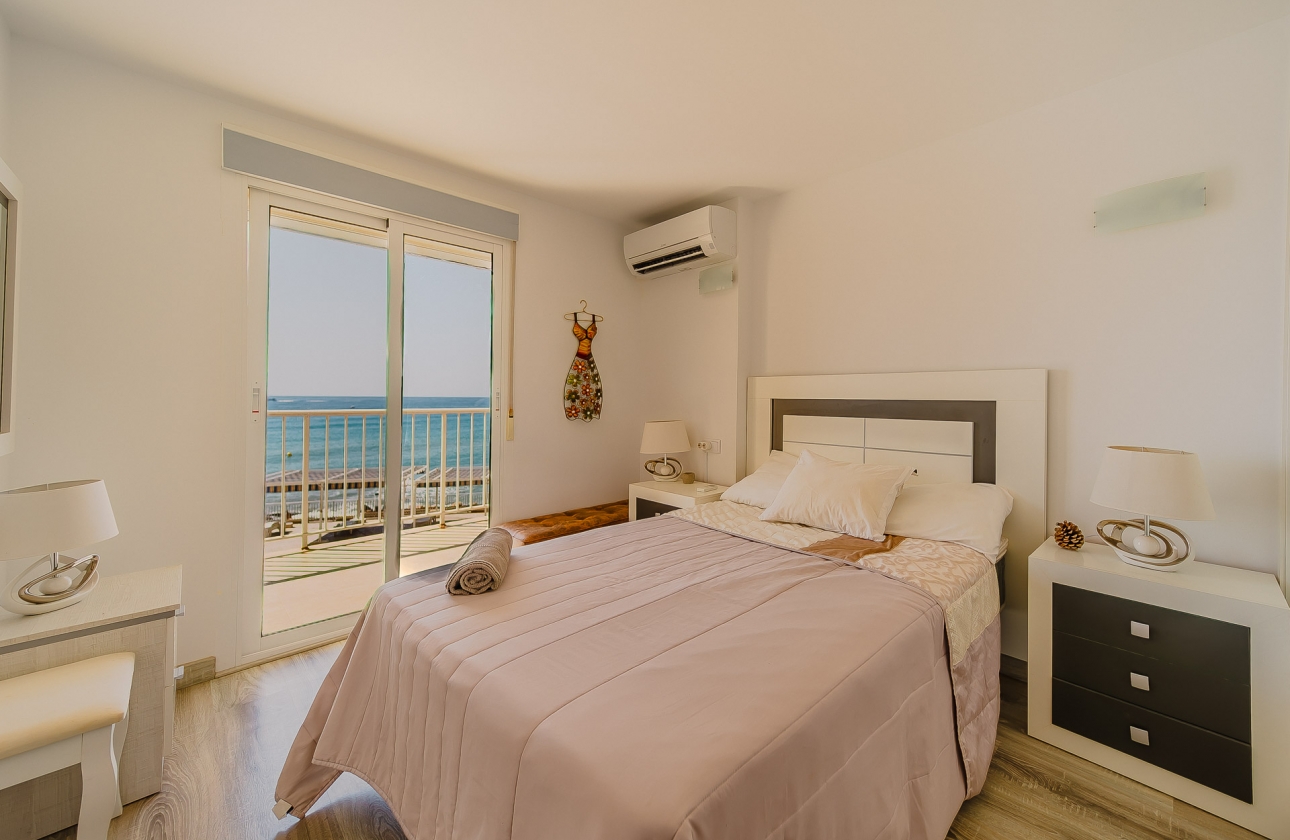 Resale - Apartment / flat - Torrevieja - Playa Del Cura