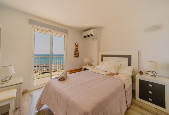 Resale - Apartment / flat - Torrevieja - Playa Del Cura