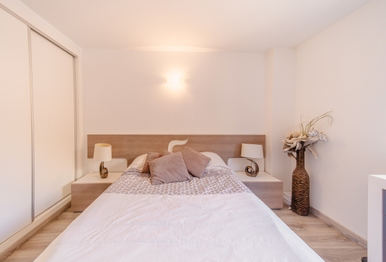 Resale - Apartment / flat - Torrevieja - Playa Del Cura