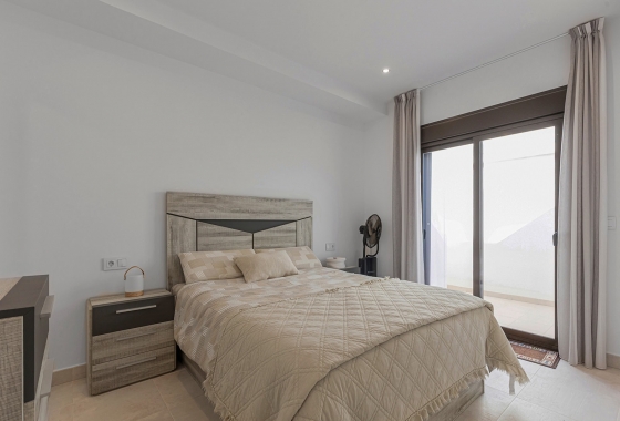 Resale - Apartment / flat - Pilar de la Horadada - Zona Pueblo