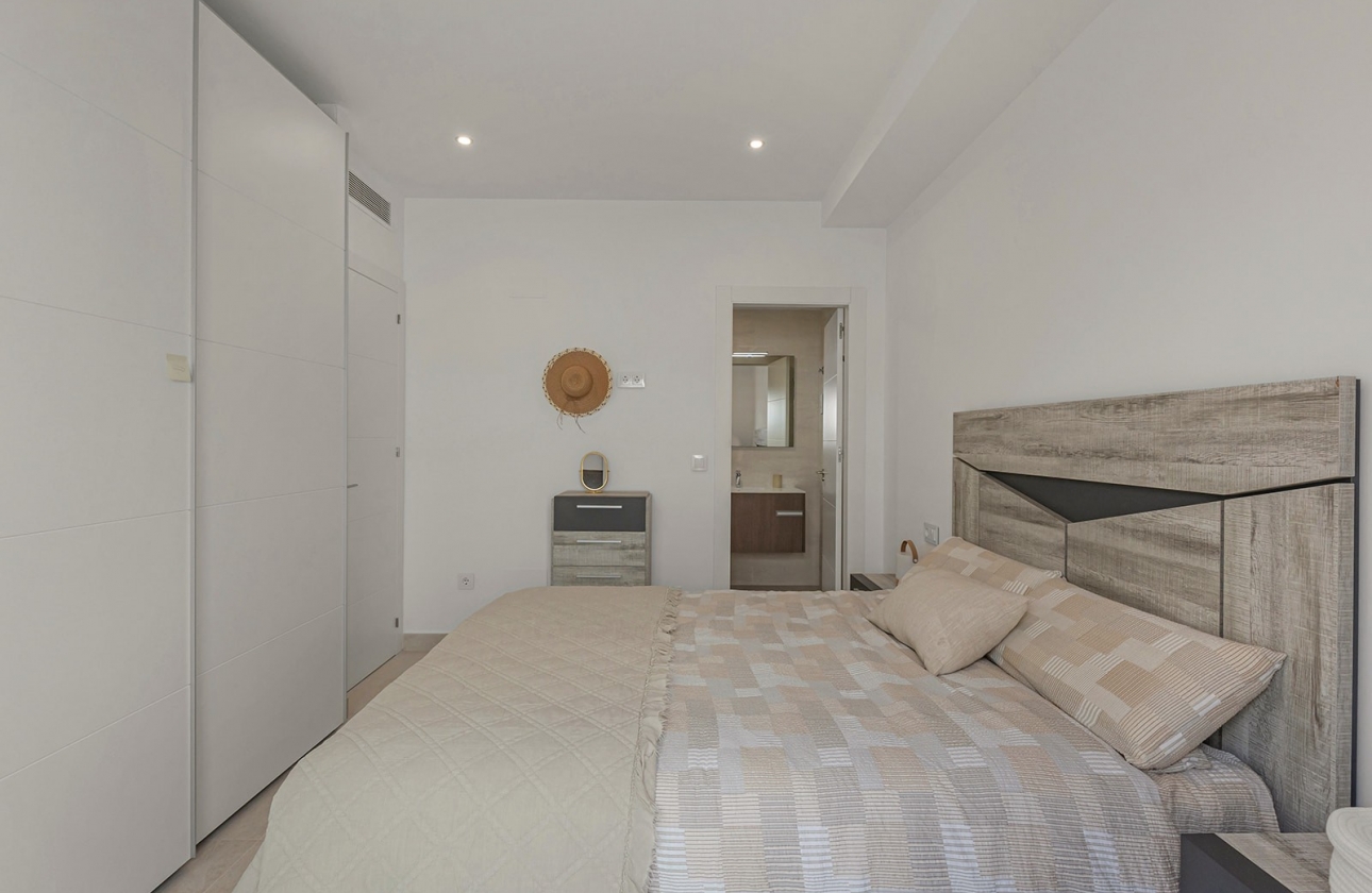 Resale - Apartment / flat - Pilar de la Horadada - Zona Pueblo