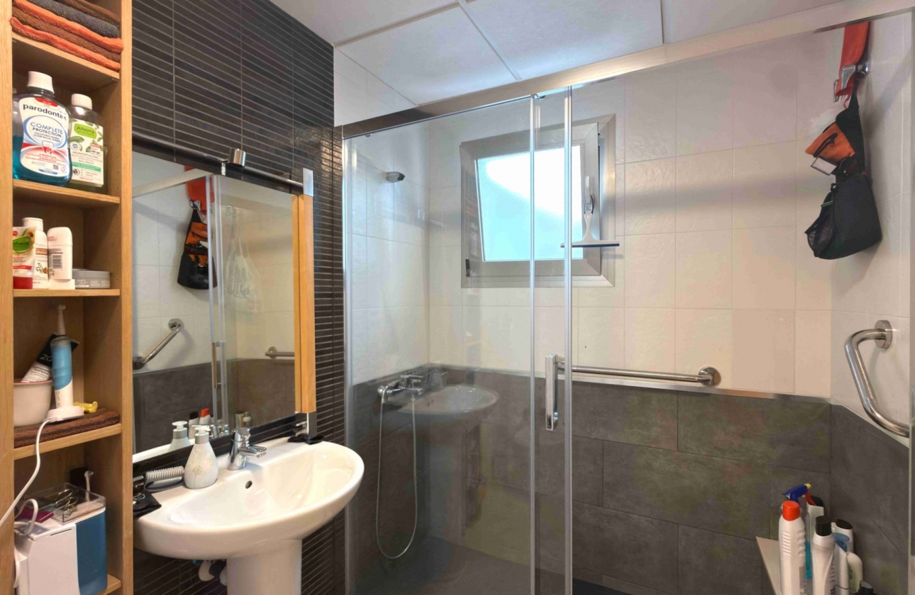 Reventa - Apartamento / piso - San Miguel de Salinas