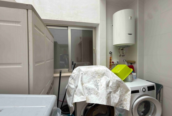 Reventa - Apartamento / piso - San Miguel de Salinas