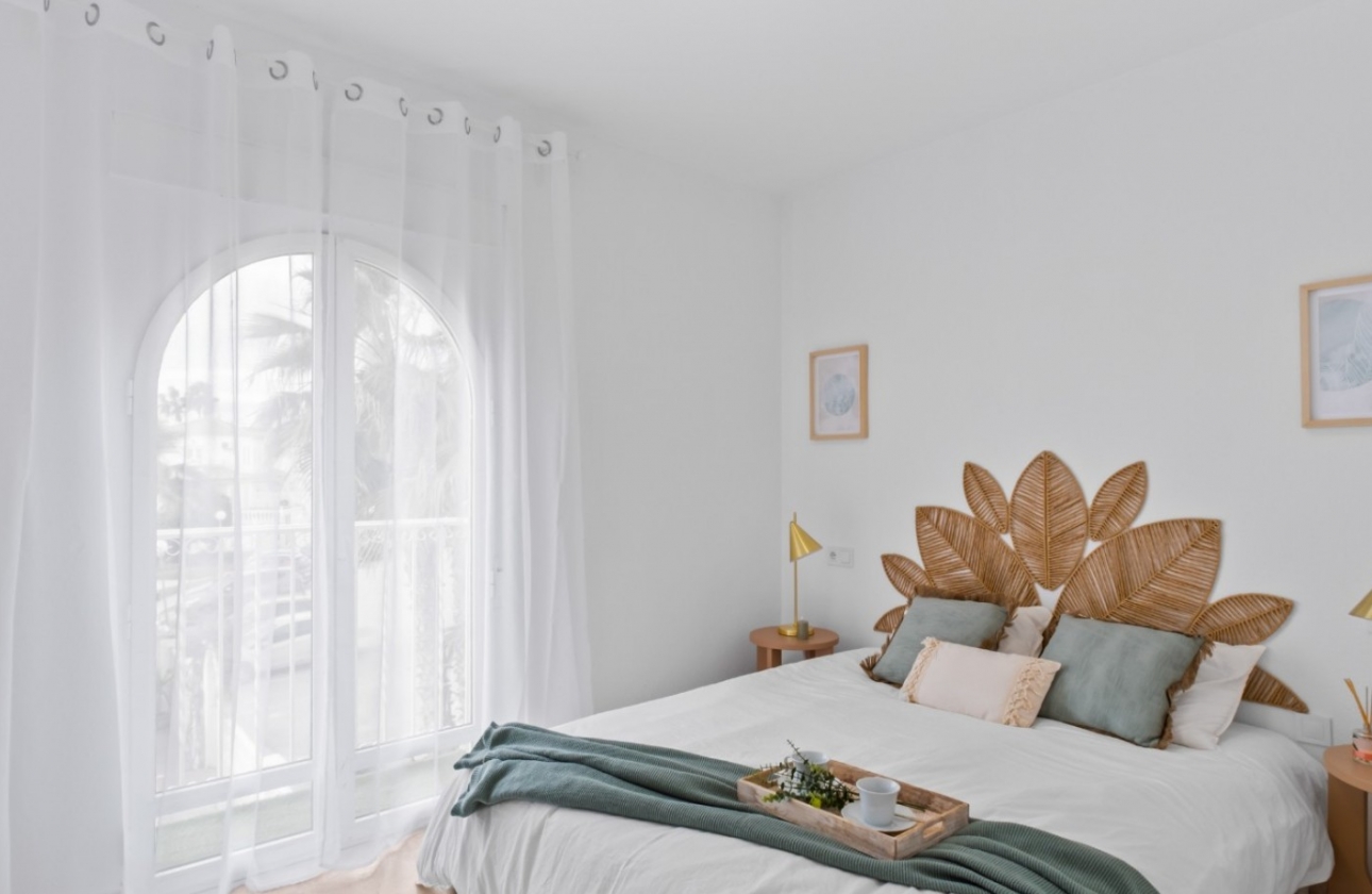 Resale - House - Orihuela Costa - La Florida