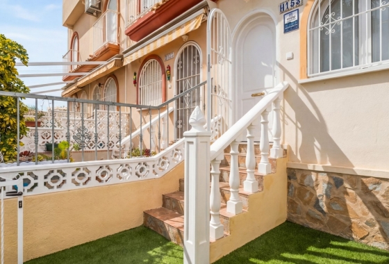 Resale - House - Orihuela Costa - La Florida