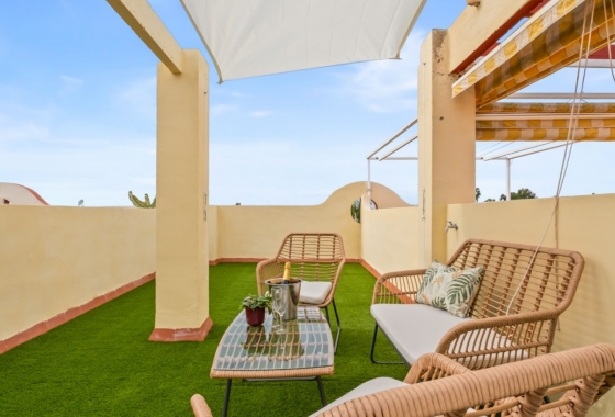 Resale - House - Orihuela Costa - La Florida