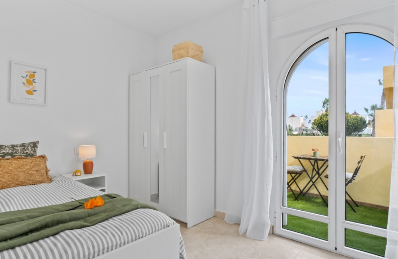 Resale - House - Orihuela Costa - La Florida