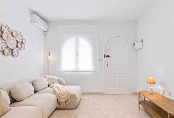 Resale - House - Orihuela Costa - La Florida