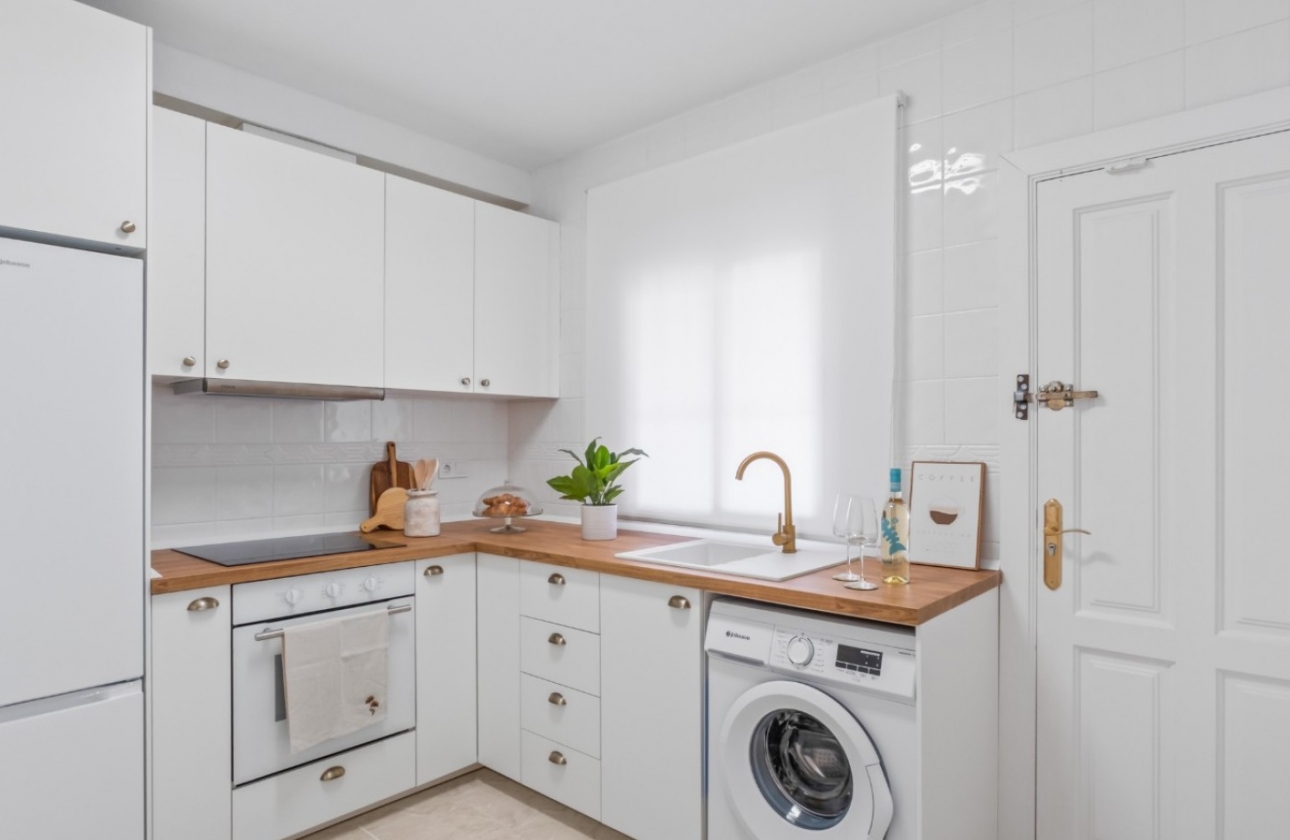 Resale - House - Orihuela Costa - La Florida