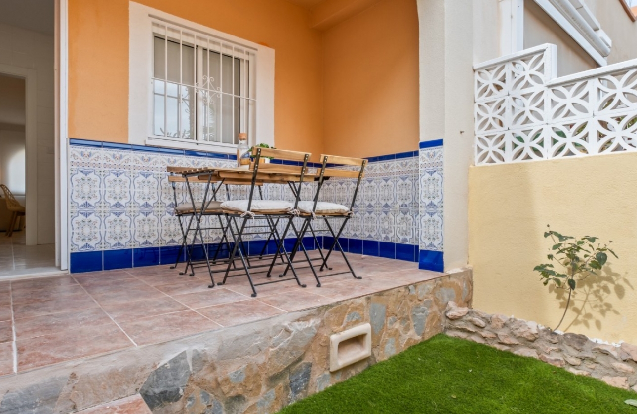Resale - House - Orihuela Costa - La Florida