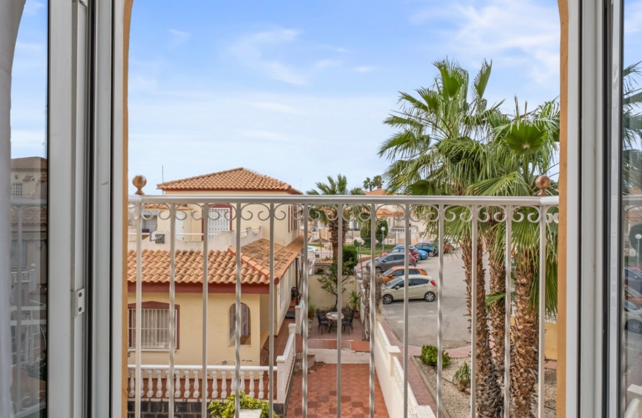 Resale - House - Orihuela Costa - La Florida