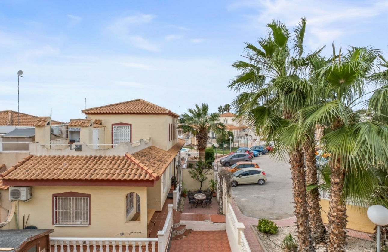 Resale - House - Orihuela Costa - La Florida