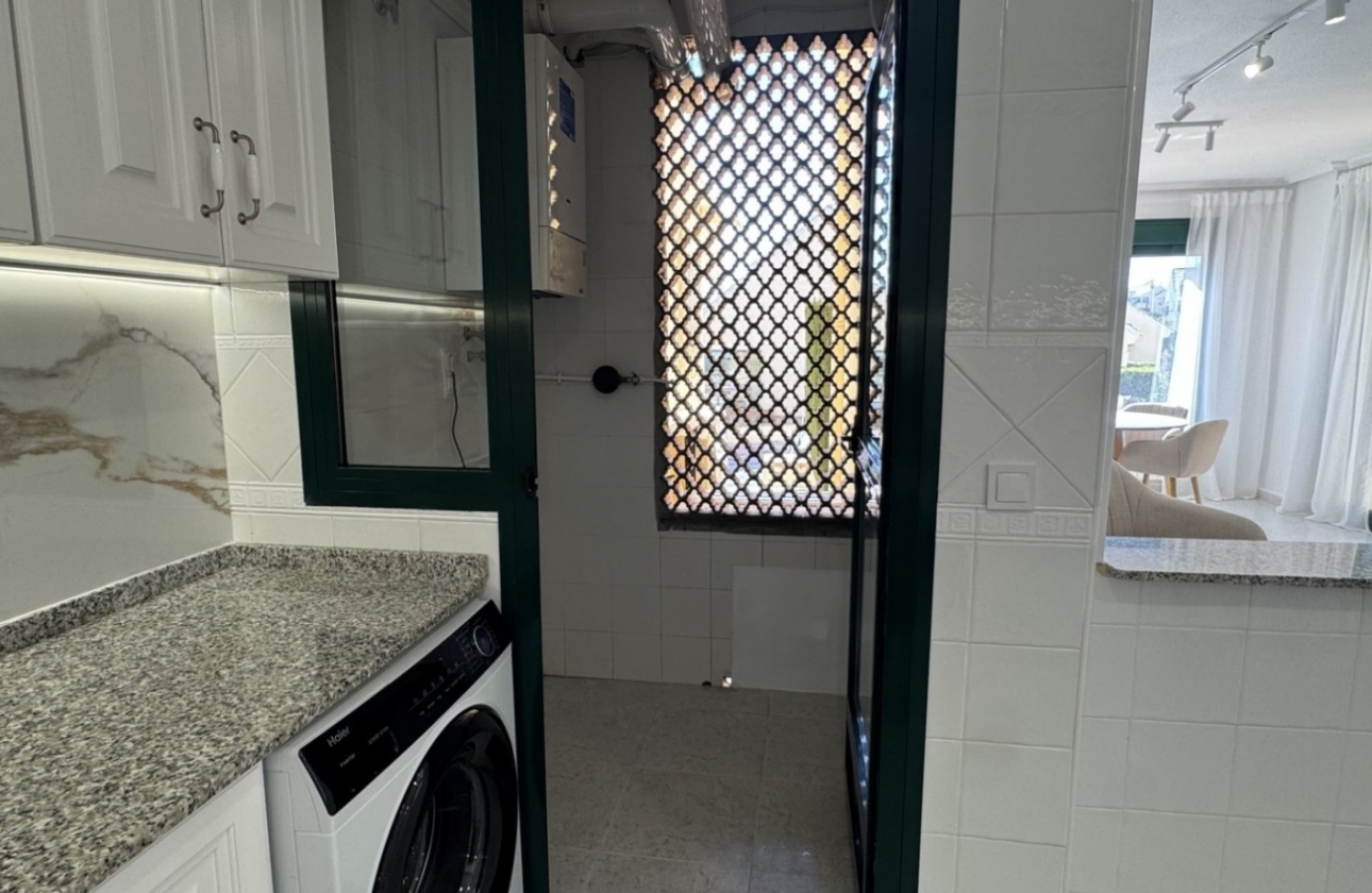 Herverkoop - Appartement / flat - Orihuela Costa - Lomas de Campoamor