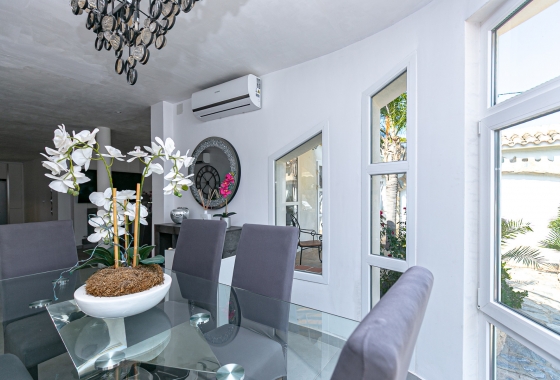 Resale - Villa - Campoamor - Lomas de Don Juan