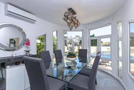 Resale - Villa - Campoamor - Lomas de Don Juan