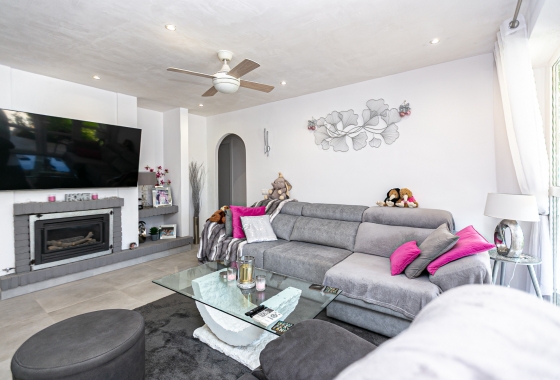 Resale - Villa - Campoamor - Lomas de Don Juan