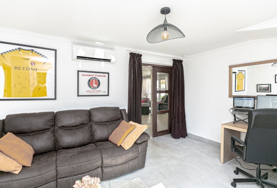 Resale - Villa - Campoamor - Lomas de Don Juan