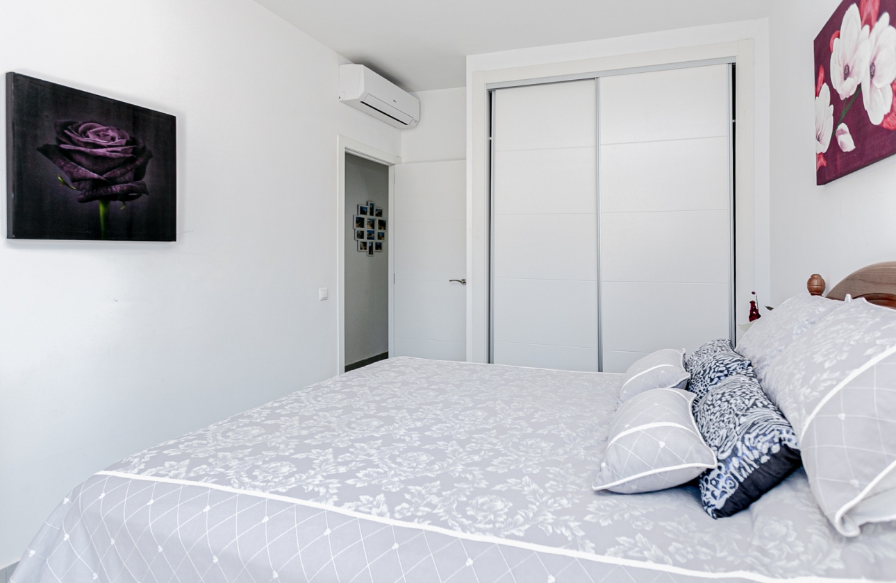 Resale - Villa - Campoamor - Lomas de Don Juan