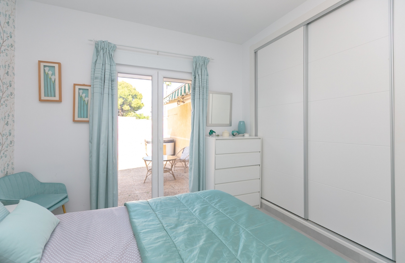 Resale - Villa - Campoamor - Lomas de Don Juan