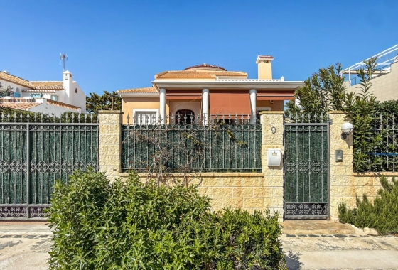 Reventa - Villa - Torrevieja - Torrelamata - La Mata