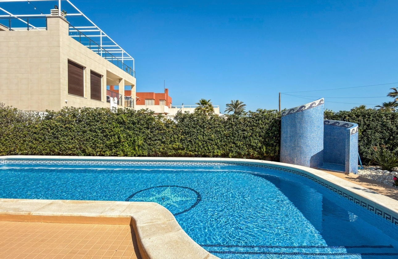 Reventa - Villa - Torrevieja - Torrelamata - La Mata