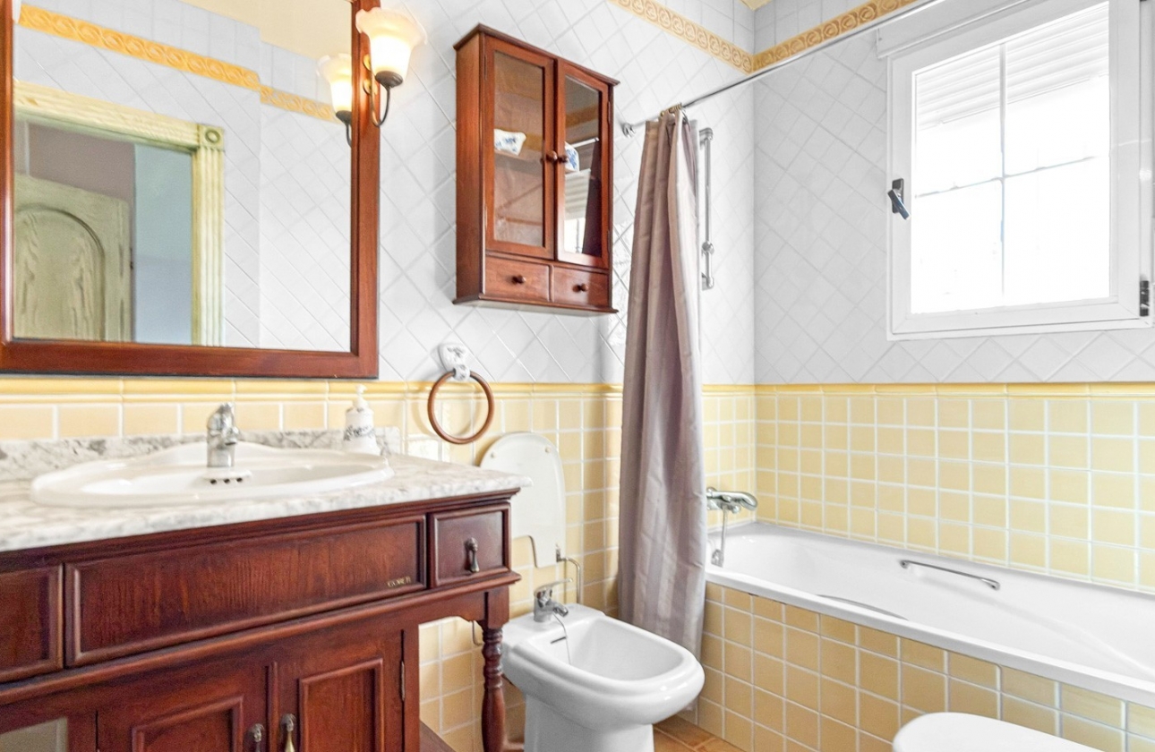 Reventa - Villa - Torrevieja - Torrelamata - La Mata