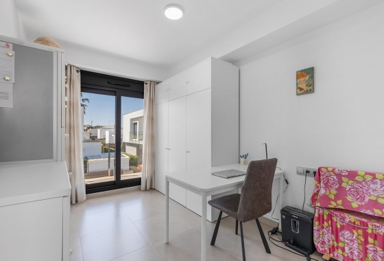 Herverkoop - Villa - Vistabella Golf