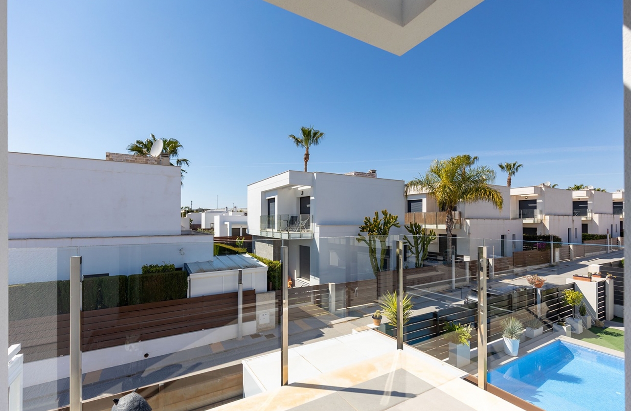 Herverkoop - Villa - Vistabella Golf