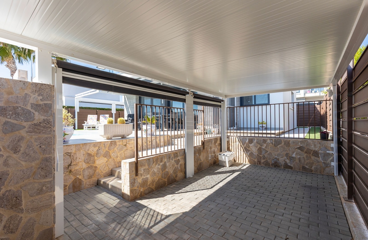 Herverkoop - Villa - Vistabella Golf