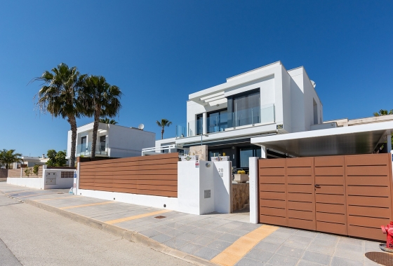 Herverkoop - Villa - Vistabella Golf