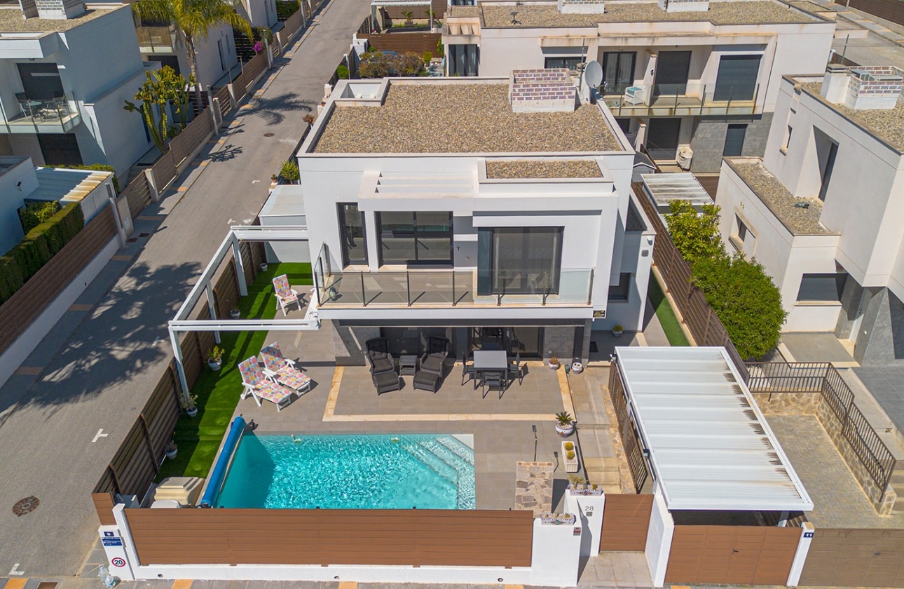 Herverkoop - Villa - Vistabella Golf