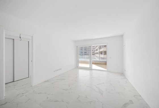 Resale - Apartment / flat - Torrevieja - Punta Prima