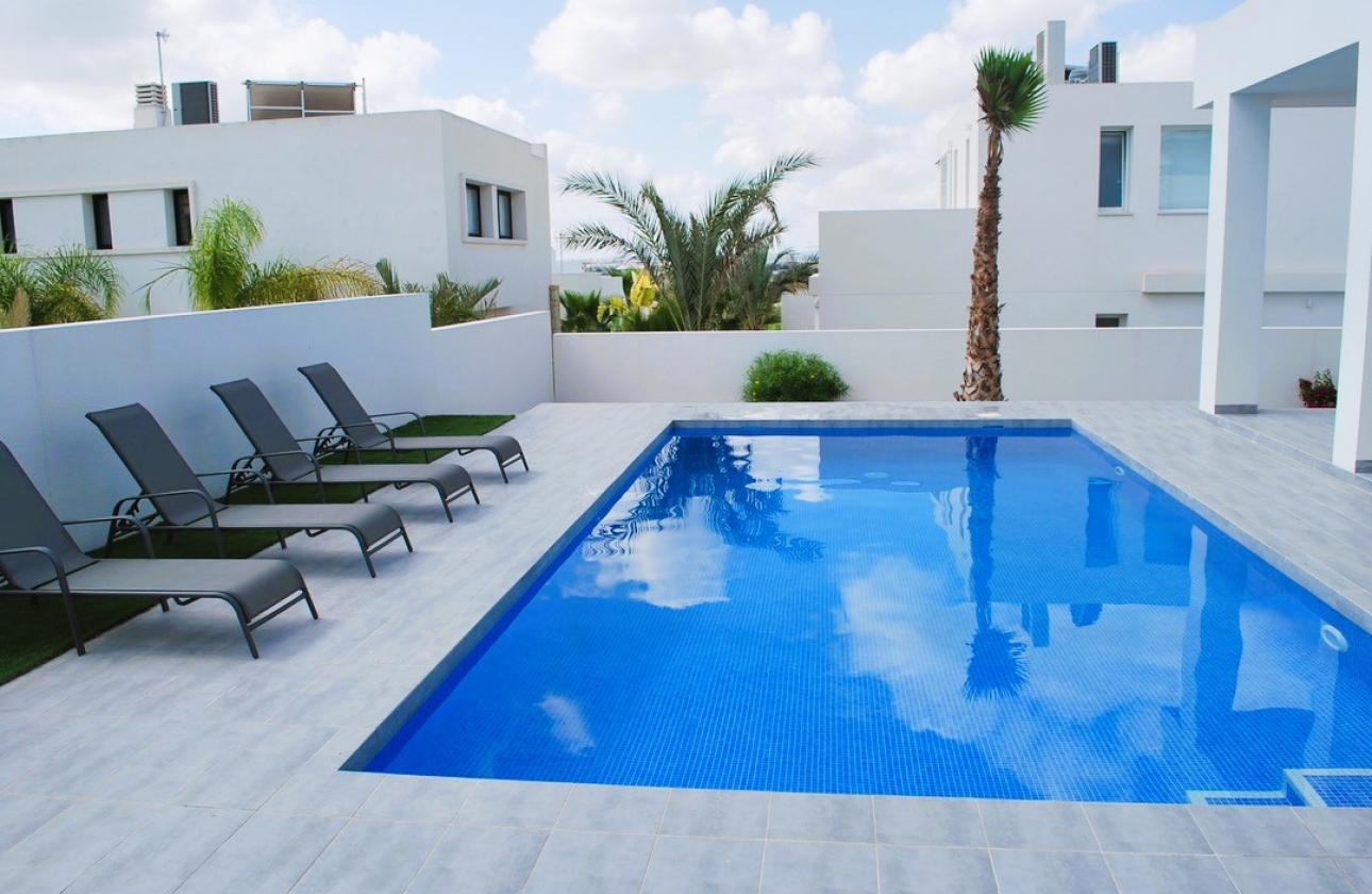 Resale - Villa - La Marina