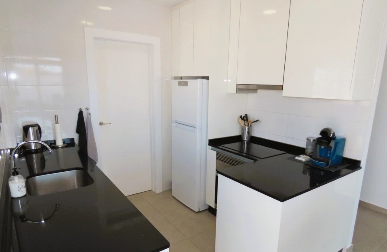 Resale - Villa - La Marina