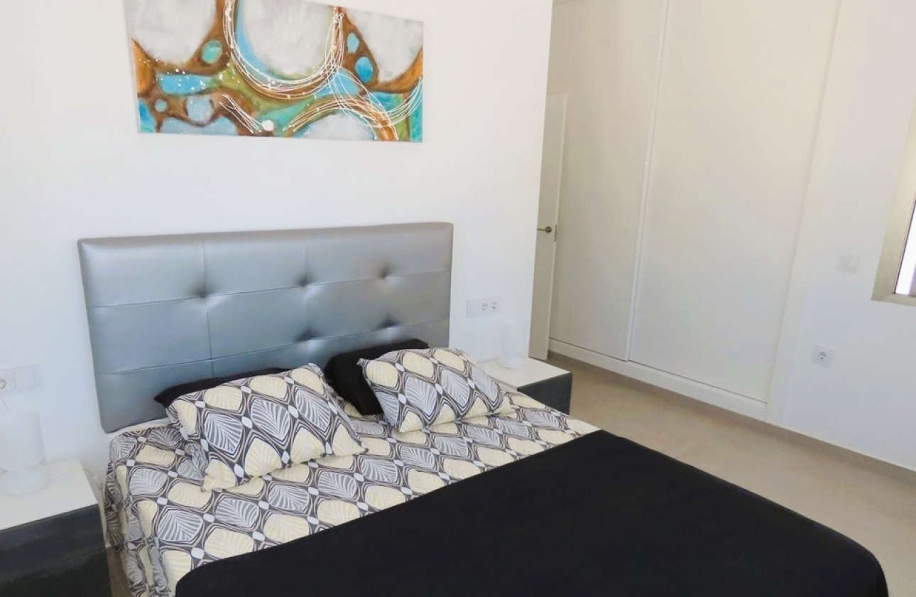 Resale - Villa - La Marina