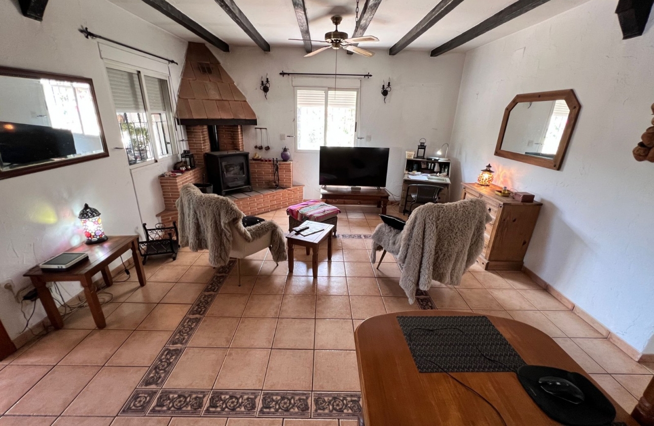 Wiederverkauf - 5. Finca / Country Property - Cartagena