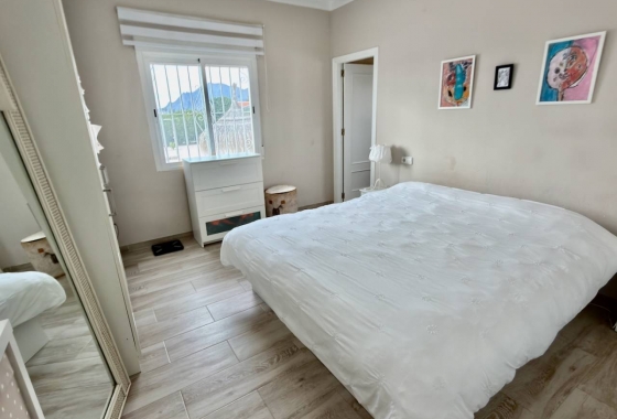 Resale - Finca / Country Property - Rafal