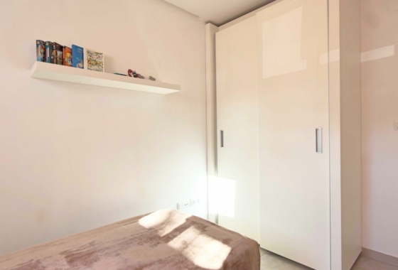 Reventa - Apartamento / piso - Orihuela Costa - Los Dolses