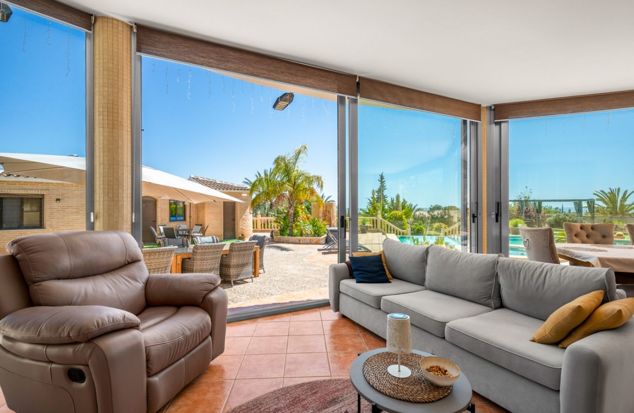 Resale - Finca / Country Property - Crevillente