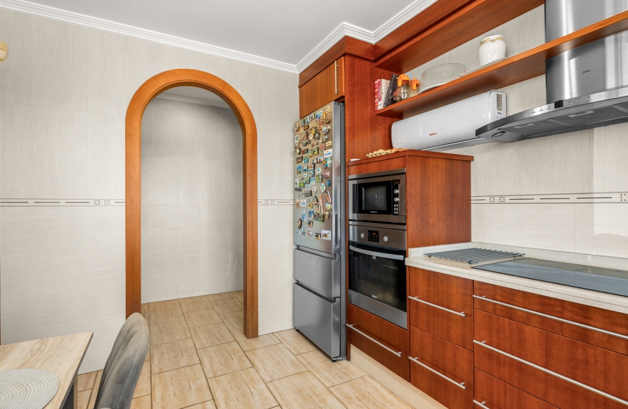 Resale - Finca / Country Property - Crevillente