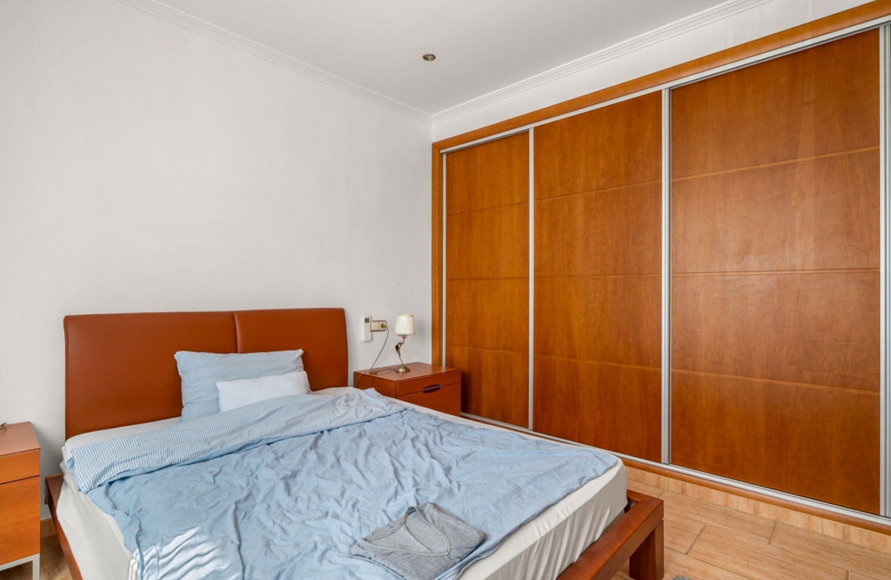 Resale - Finca / Country Property - Crevillente