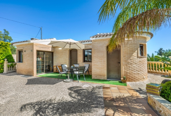 Resale - Finca / Country Property - Crevillente