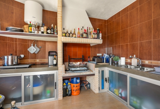 Resale - Finca / Country Property - Crevillente